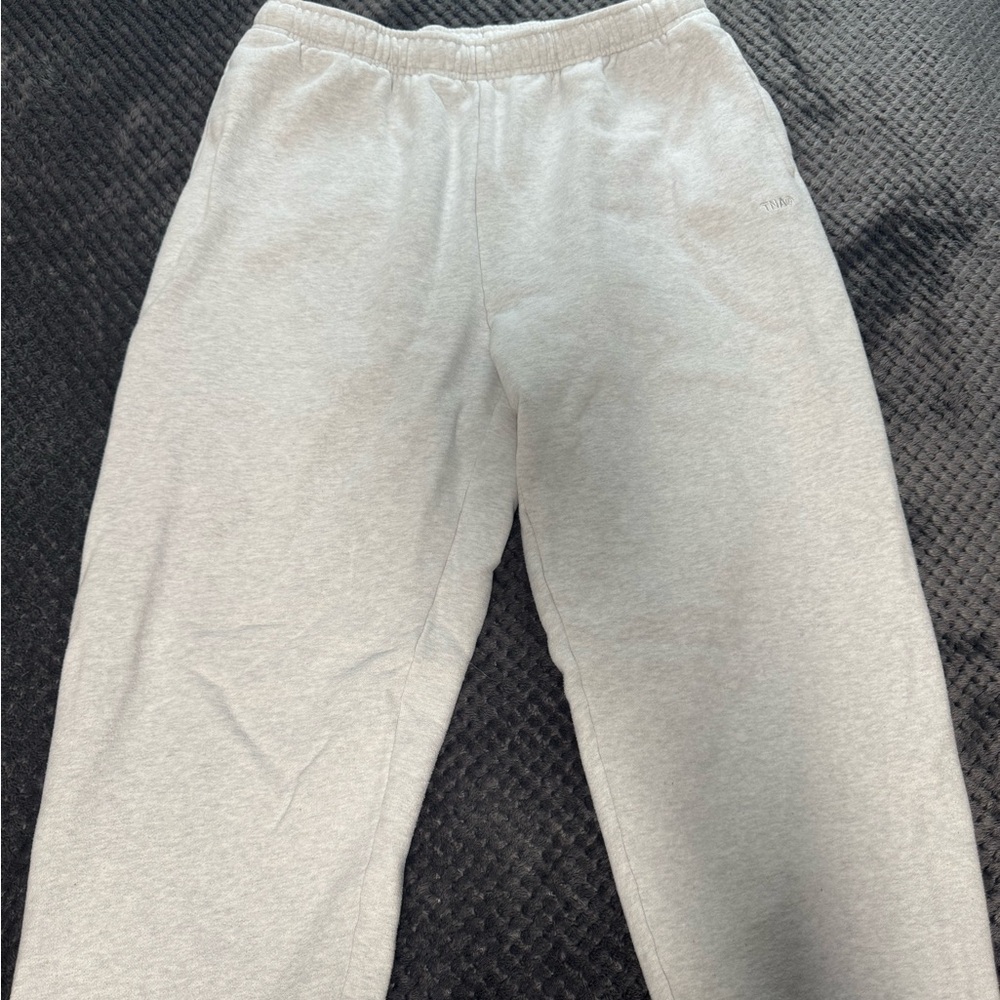 Aritzia TNA Jogger